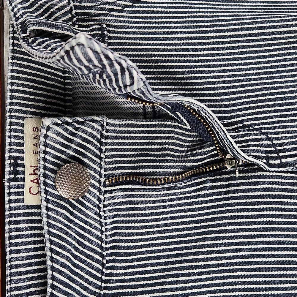 CAbi, women's blue/white stripe jeans, back pockets, great condition, Sz… - Picture 7 of 14